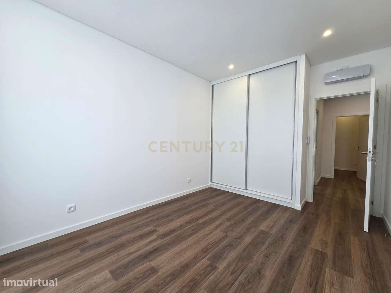 APARTAMENTO T1+1 | TOTALMENTE NOVO| DESGIN MODERNO | ERMESINDE-13