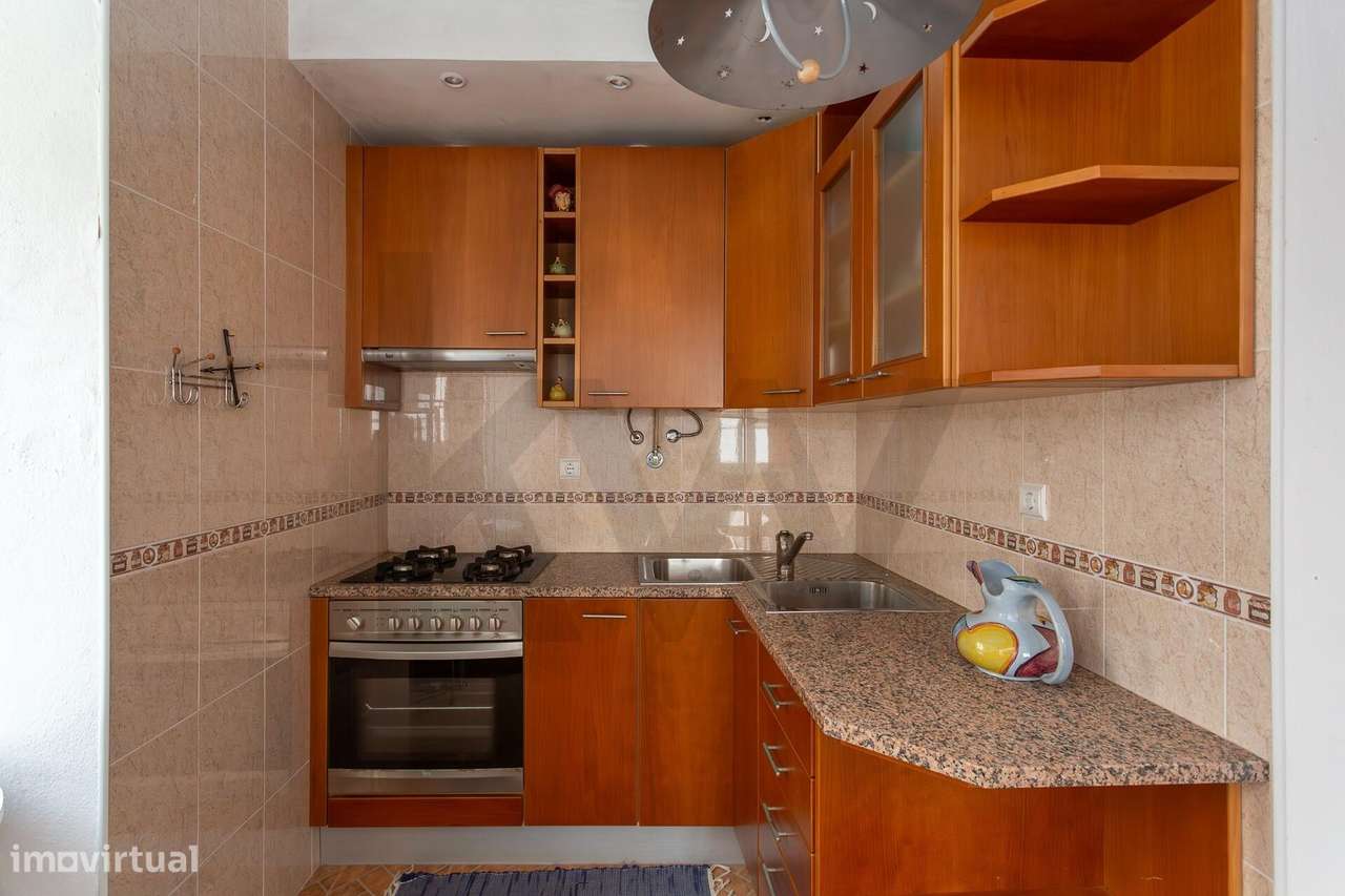 Prédio no Sítio da Nazaré - Grande imagem: 4/60