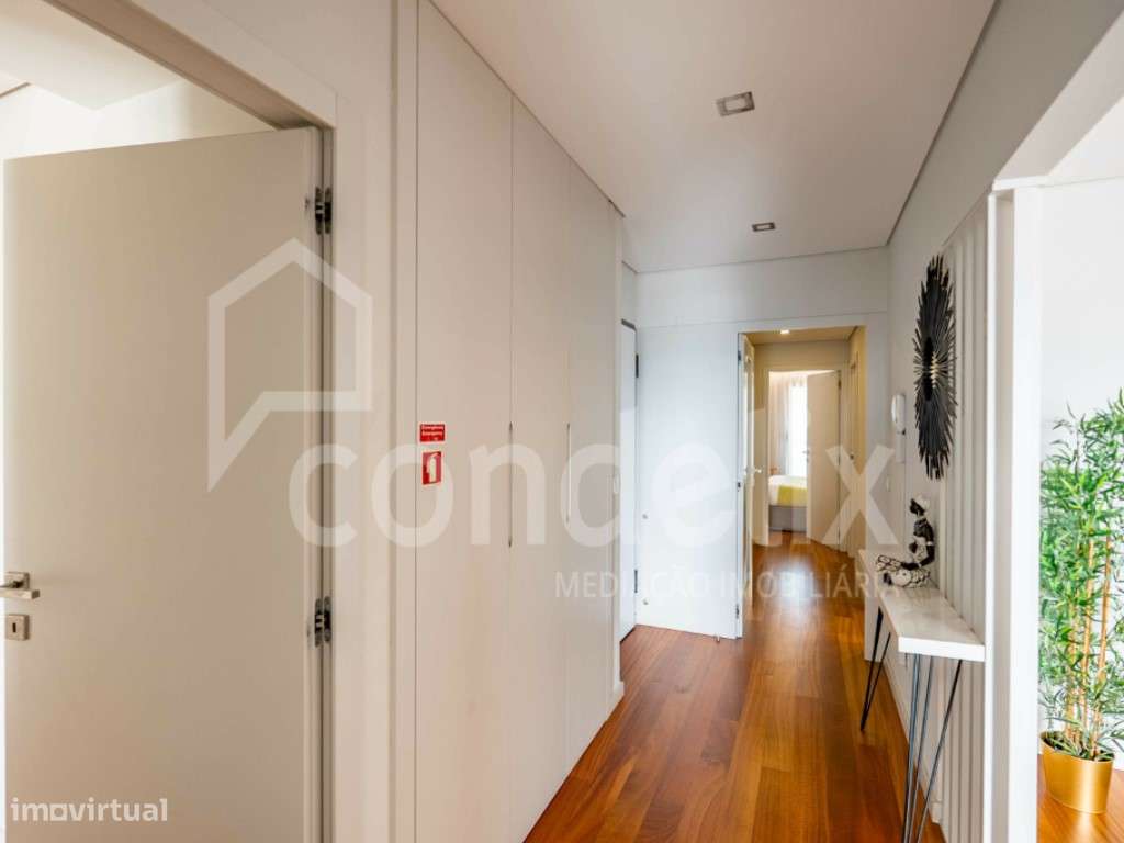 Apartamento T3 com vista rio, para venda no Freixo, Gondomar-17