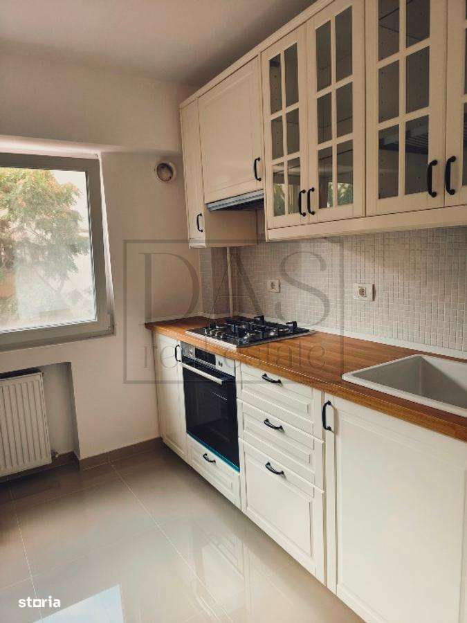 Apartament 4 camere | Ultracentral - Bd. Magheru, Balcescu | Bloc 1983