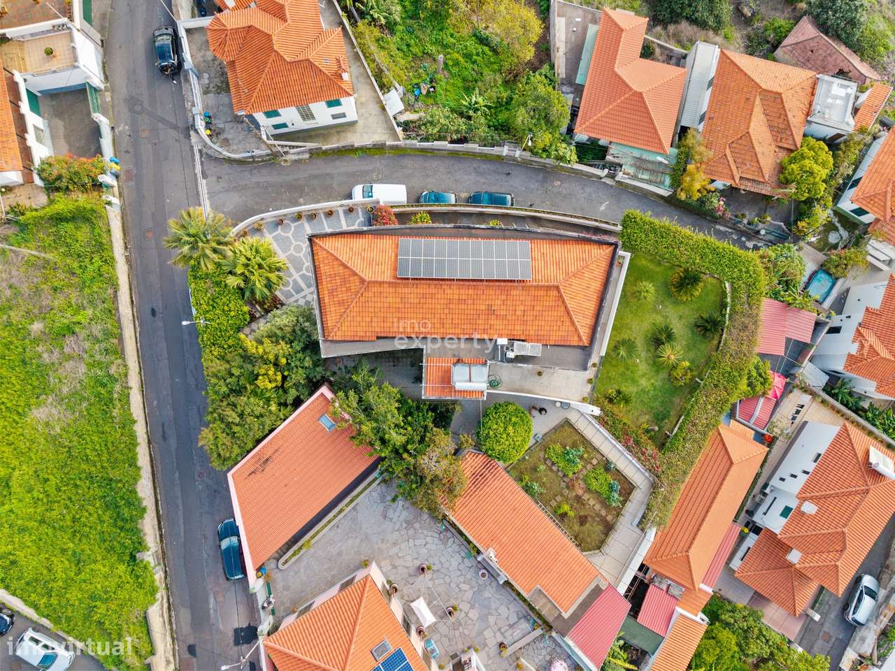 Moradia T4 com vista baía do Funchal, Madeira-5