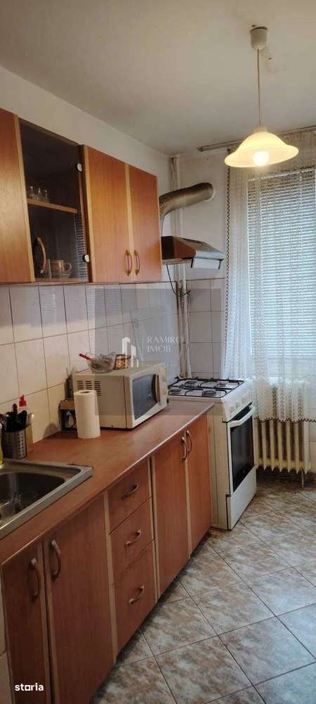 Apartament 3 camere/Brancoveanu 65 mp/balcon