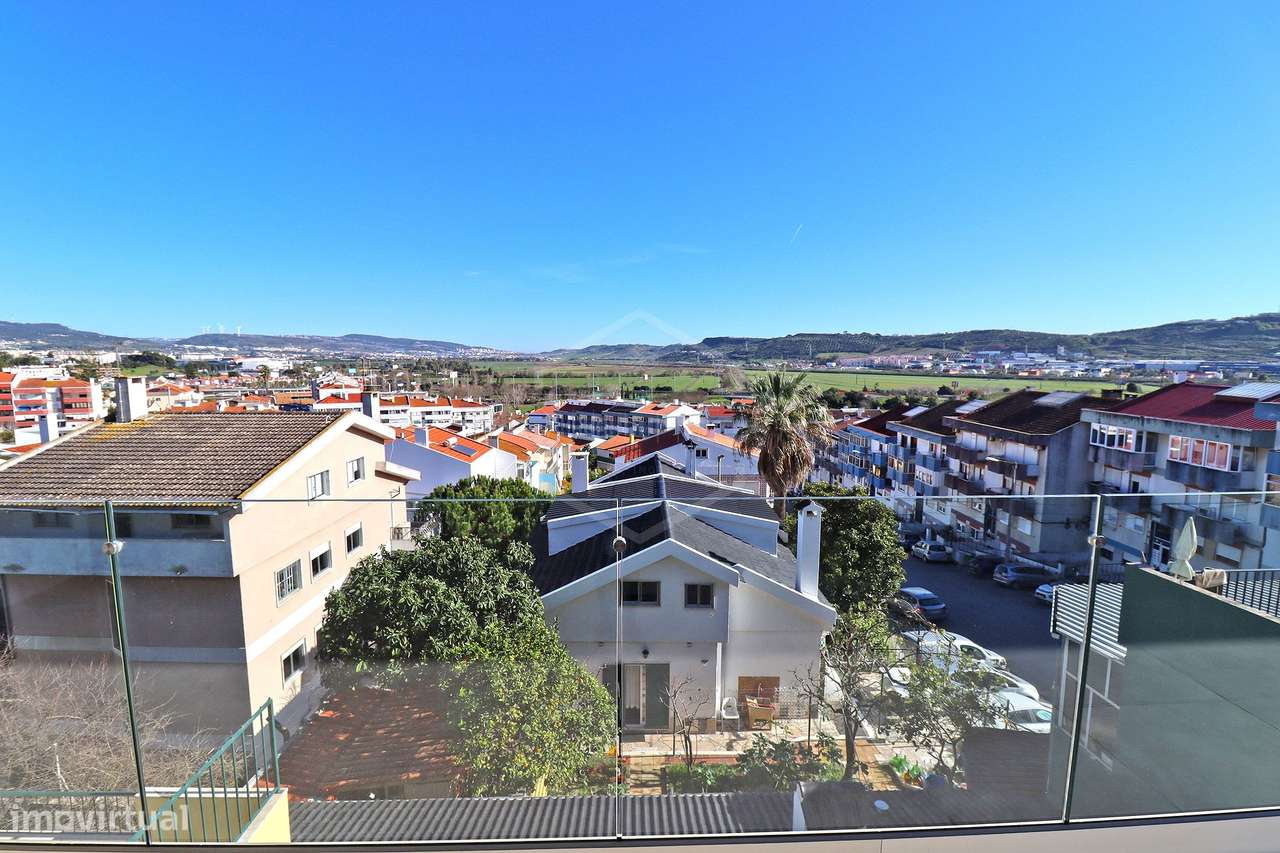 Moradia nova T5 + 3 Salas, em Mealhada - Loures-19