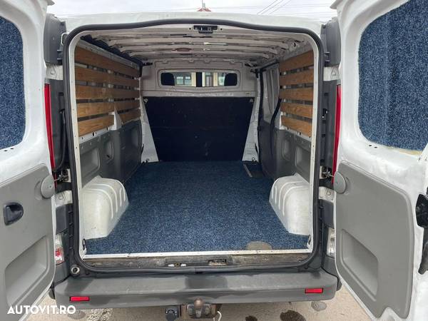 Renault Trafic 2.0 dci 2009 model Lung - 9