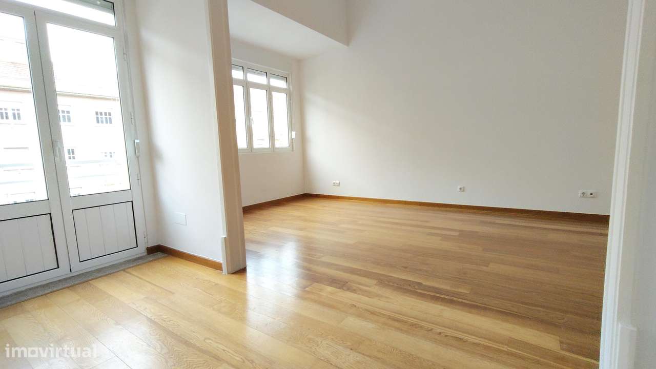 Apartamento T3 +1 para Arrendamento - Bairro Azul / Lisboa - Grande imagem: 2/30