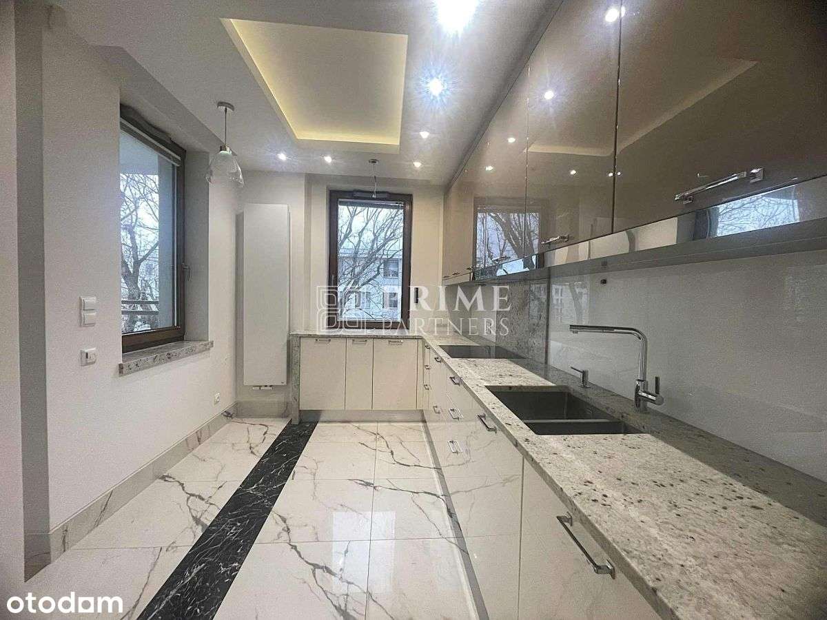 Mieszkanie na sprzedaż-1