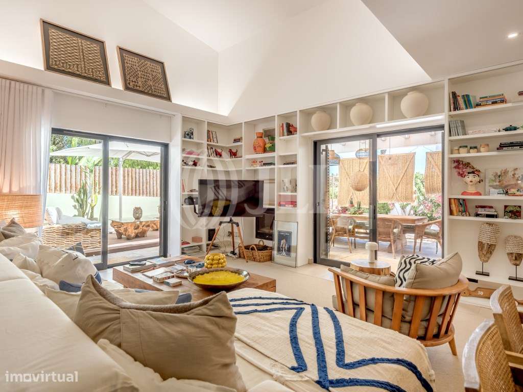 Moradia geminada T3 com piscina, em Vale Judeu, Algarve - Grande imagem: 2/32