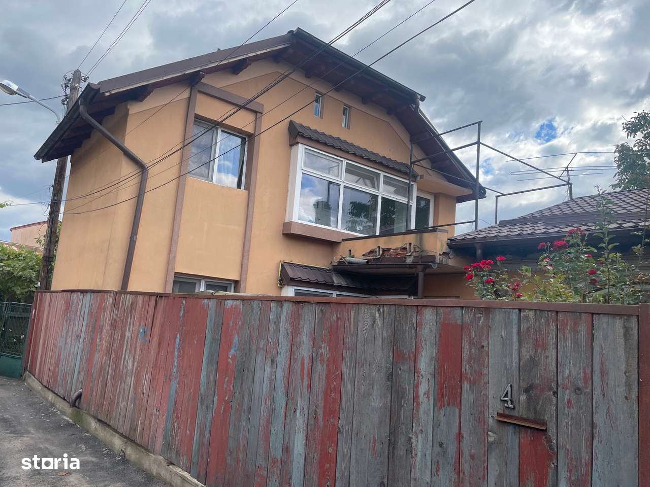 strada Valeni,casa de vanzare-0