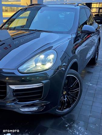 Porsche Cayenne - 37