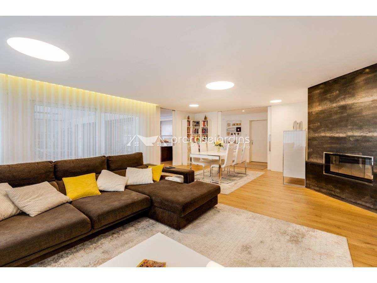 Moradia T5 Contemporânea e elevada eficiência energética – Amor, Le...-10