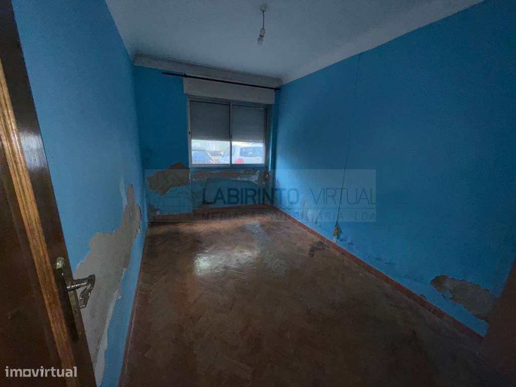 Vende-se T2 em Benfica - Lisboa-9