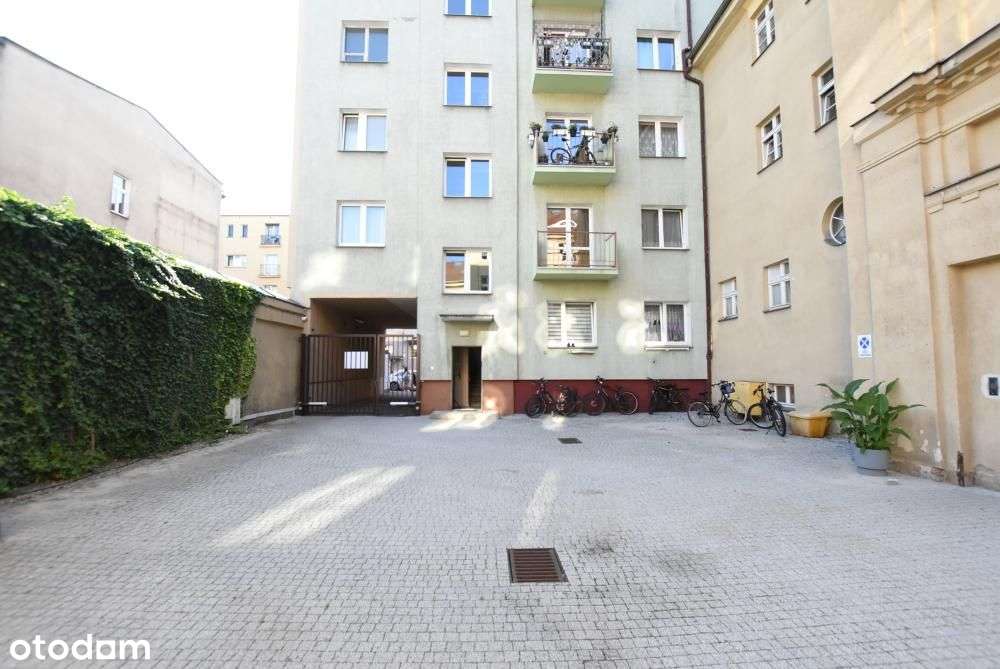 Układ niezależny 2pok. mieszkanie+balkon+piwnica JEŻYCE ul.Polna-18