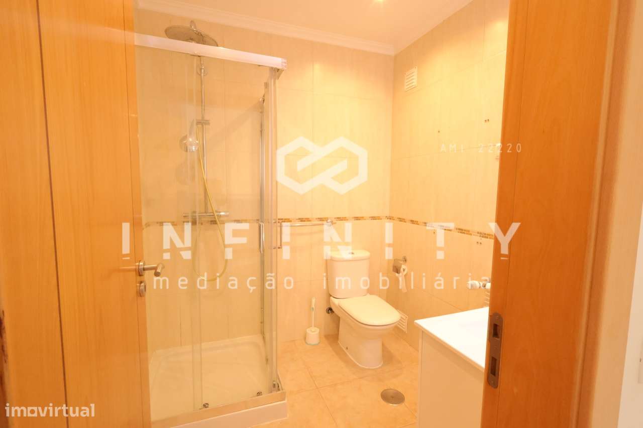 Moradia independente T4-15