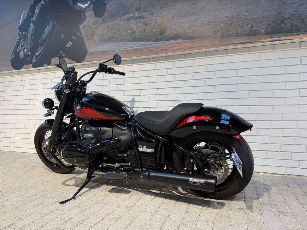 BMW R 18