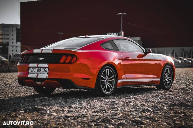 Ford Mustang 2.3 EcoBoost Aut. - 15