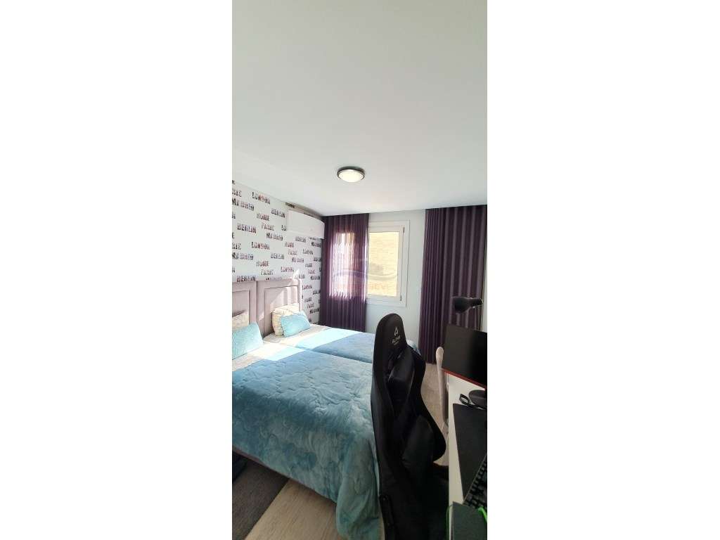 T3 de luxo e requinte com 3 WCS e Garagem nas Lezírias do Infantado-26