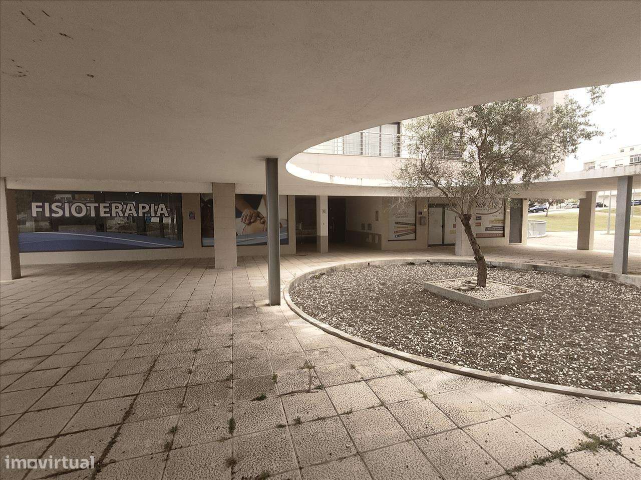 Apartamento T3 com Varandas, Garagem e Parqueamento, no Pinhal Novo, V - Grande imagem: 5/11