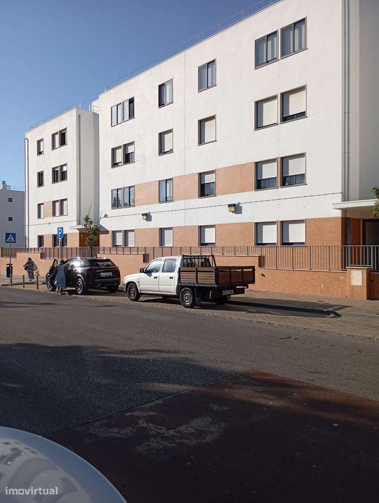 Apartamento T3   Santa Clara  Lisboa