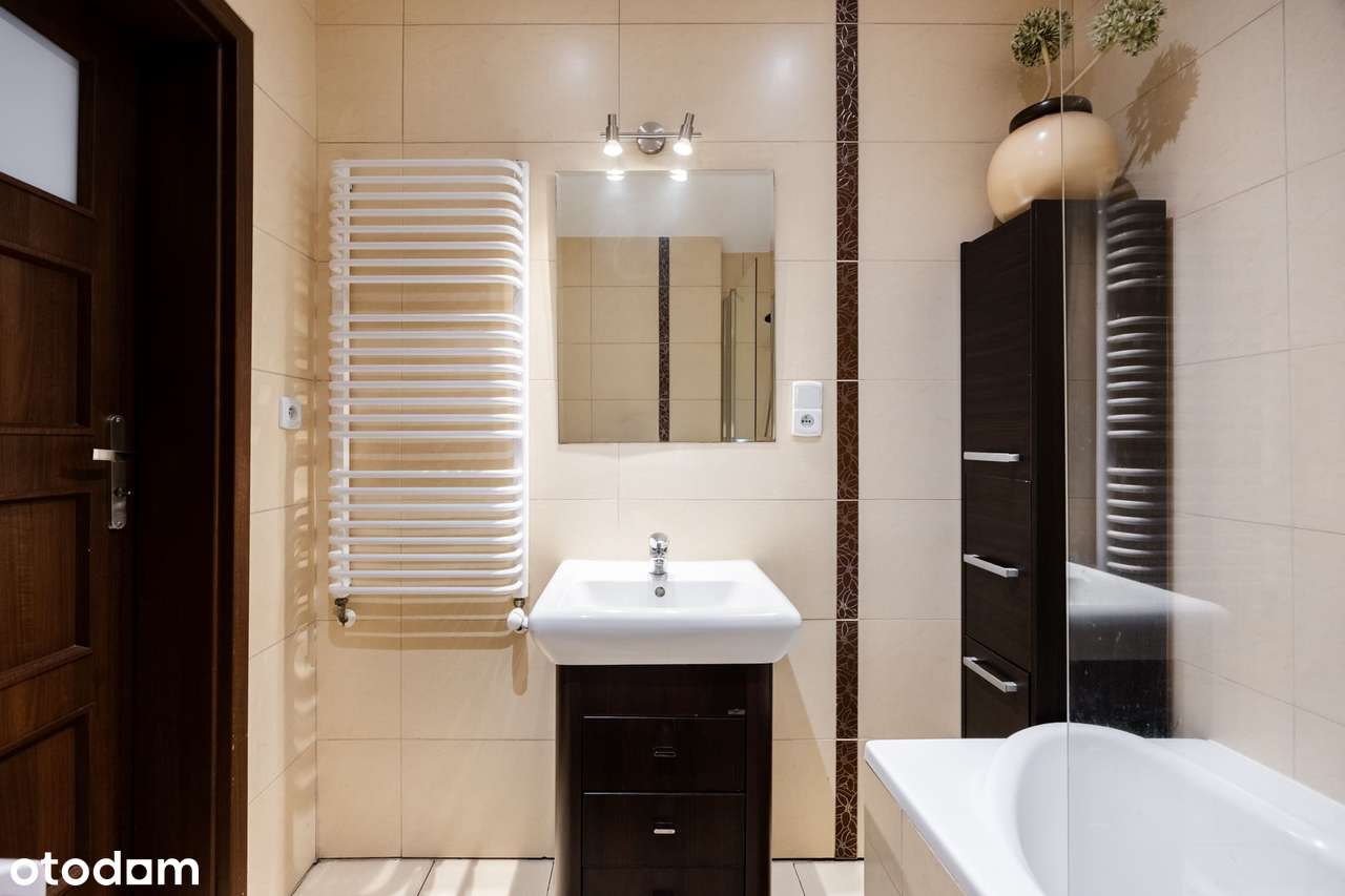 2-POKOJOWE MIESZKANIE NA I PIĘTRZE W CENTRUM KOSZALINA-9