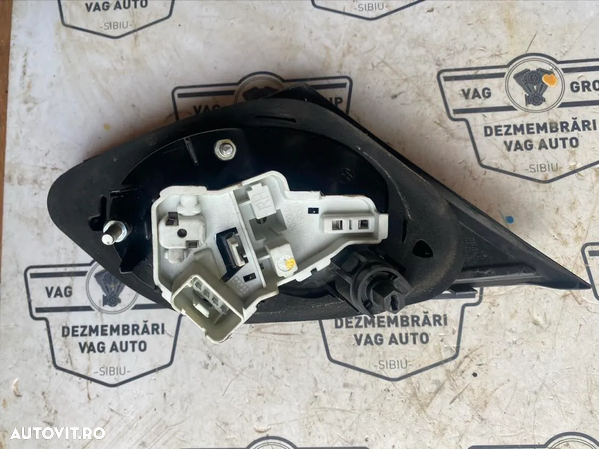 Stop dreapta portbagaj original VW Passat CC cod piesa : 3C8945094F - 2