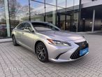 Lexus ES - 10