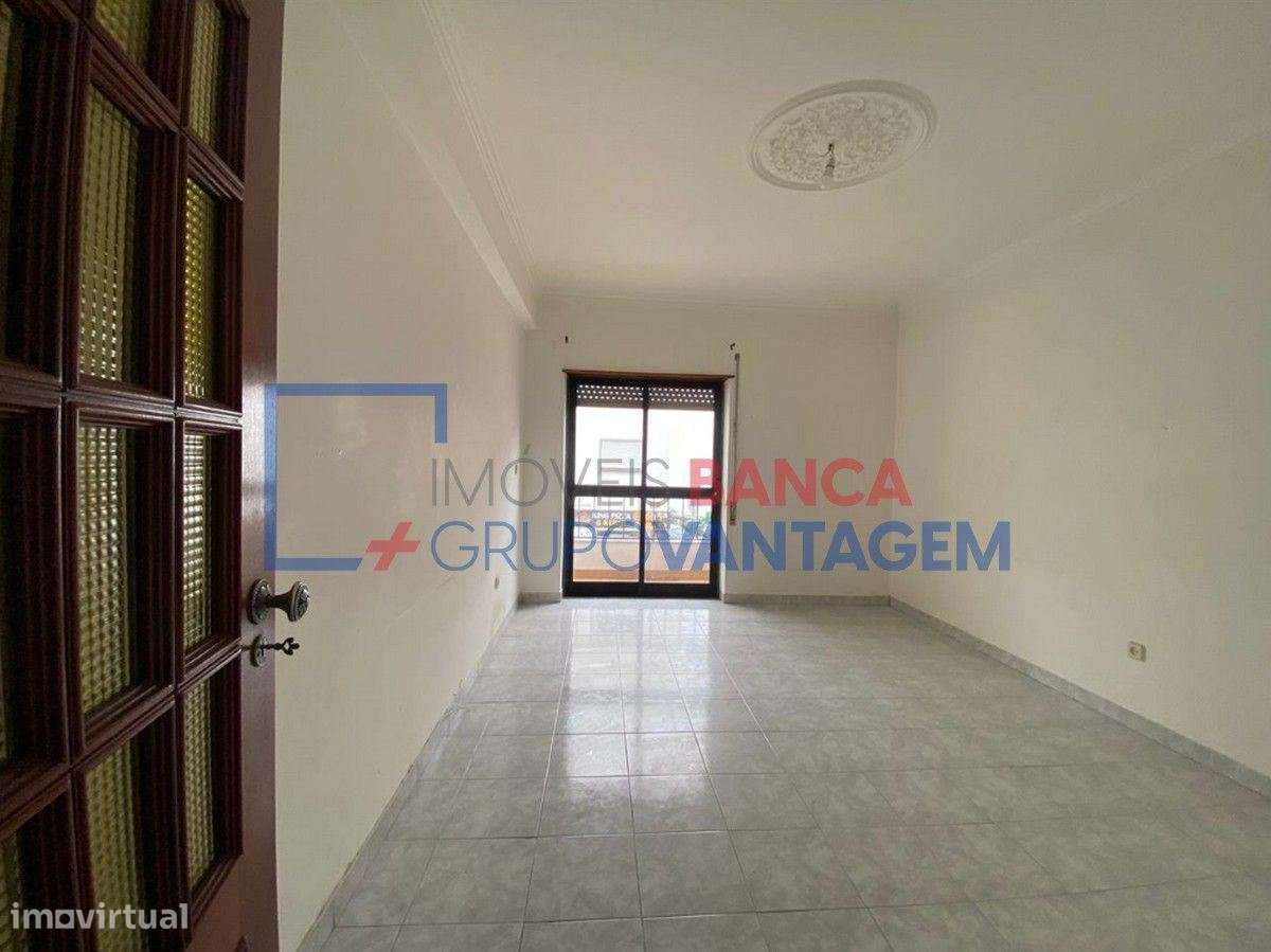 Apartamento T2 Pinhal Novo - Grande imagem: 2/13