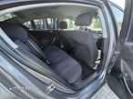 Volkswagen Passat 1.9TDI Comfortline DPF - 11