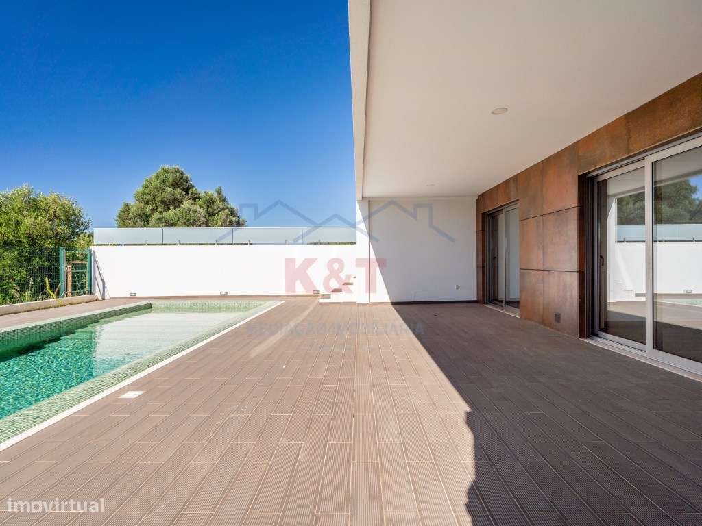 Moradia V3 com Piscina - Mexilhoeira Grande-33