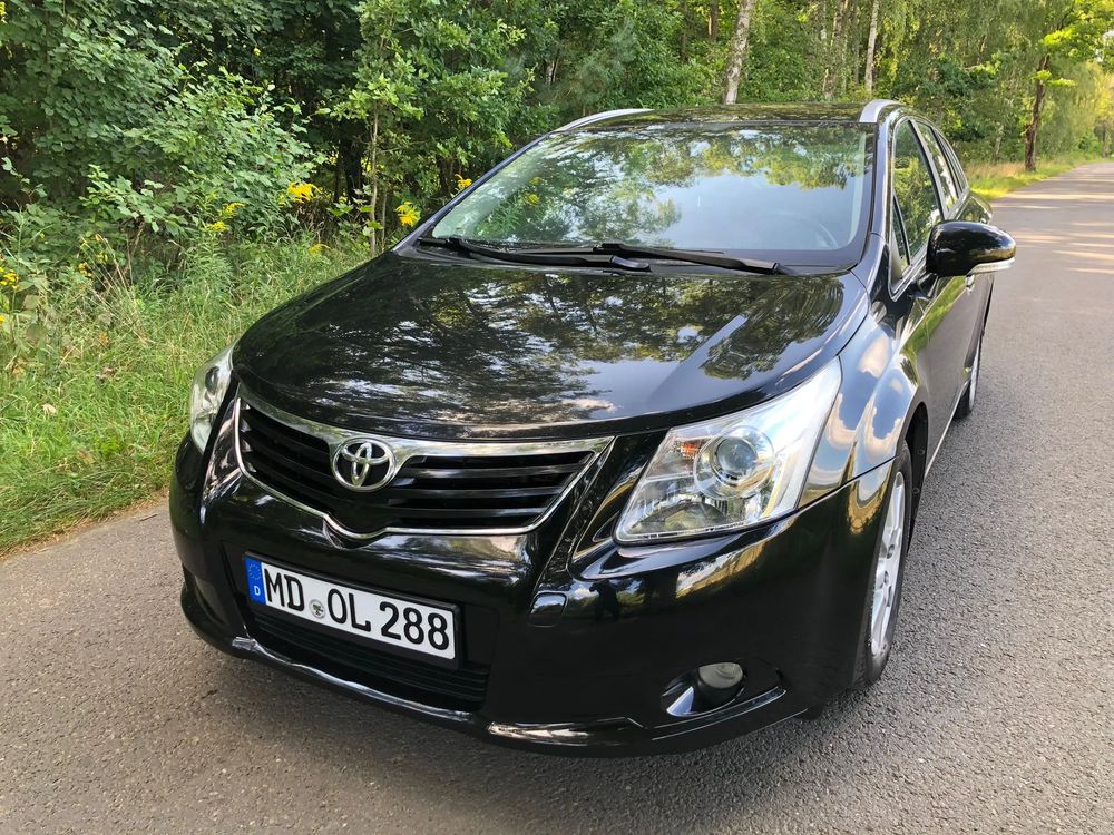 Toyota Avensis III (2009-) 2.0 D-4D PowerBoost Style 2010