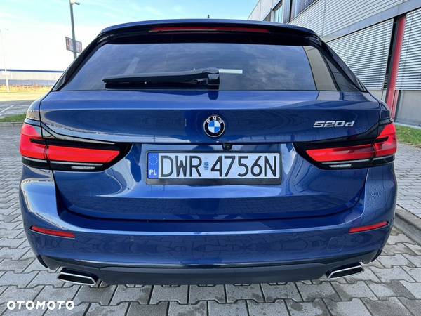 BMW Seria 5 520d MHEV Sport - 30