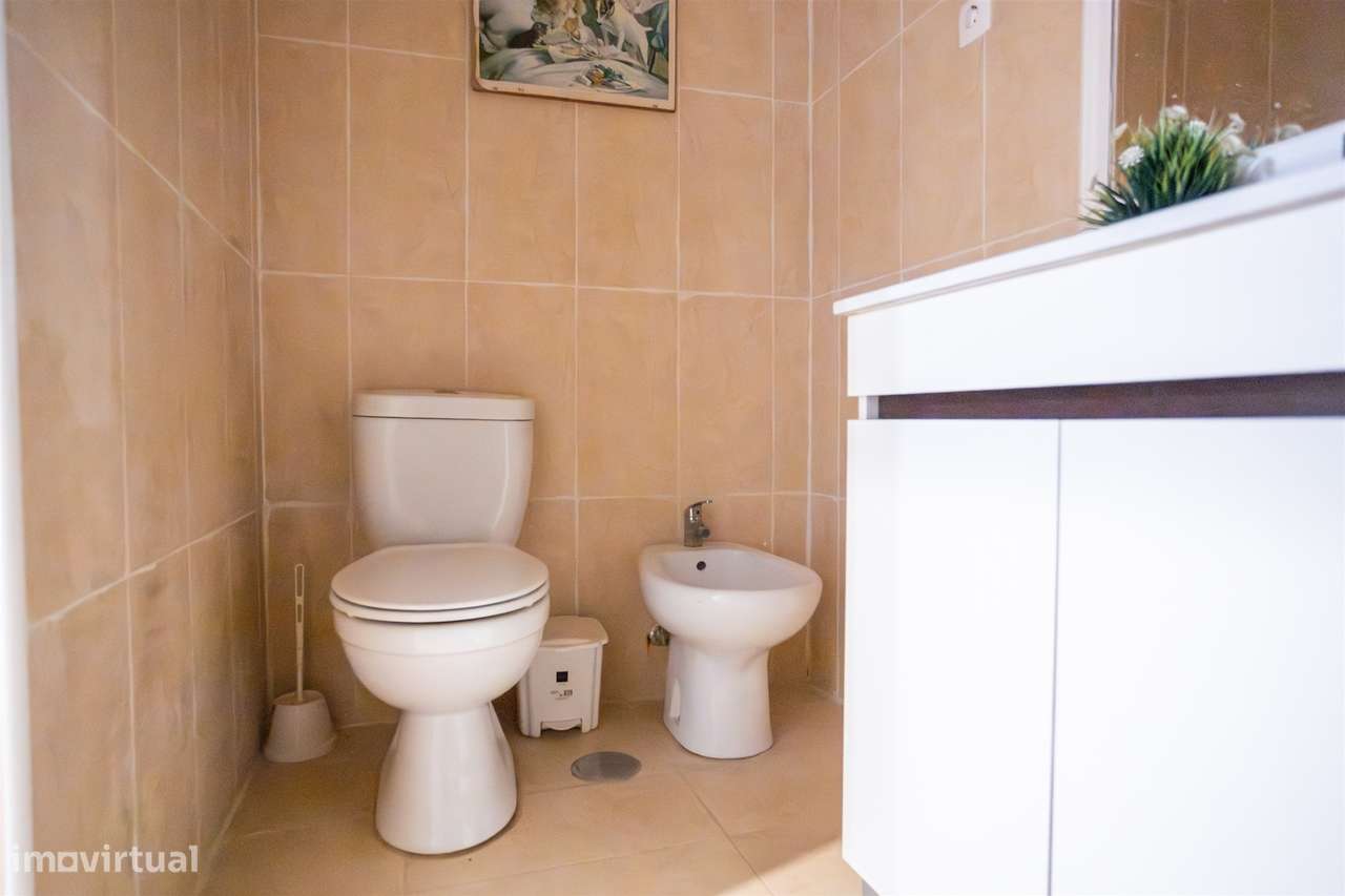 Moradia histórica T6 com piscina e anexo – centro de Salvaterra de Mag-42