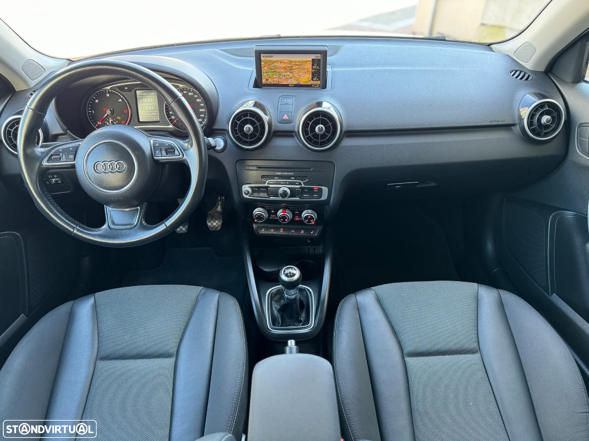 Audi A1 Sportback 1.6 TDI Ambition - 17