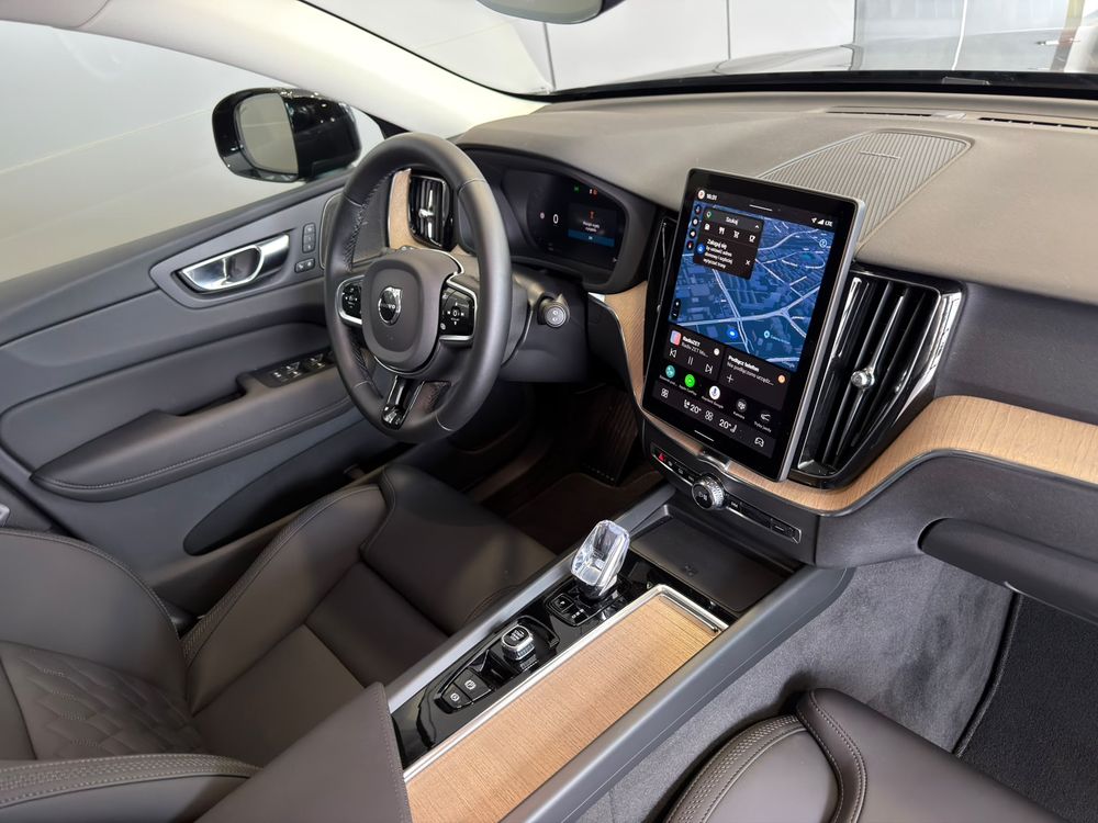 Volvo Xc-60 PLUS DARK Salon Polska FV23% Gotówka Leasing