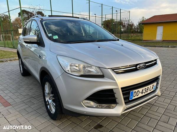 Ford Kuga 2.0 TDCi 4WD Powershift Titanium - 3