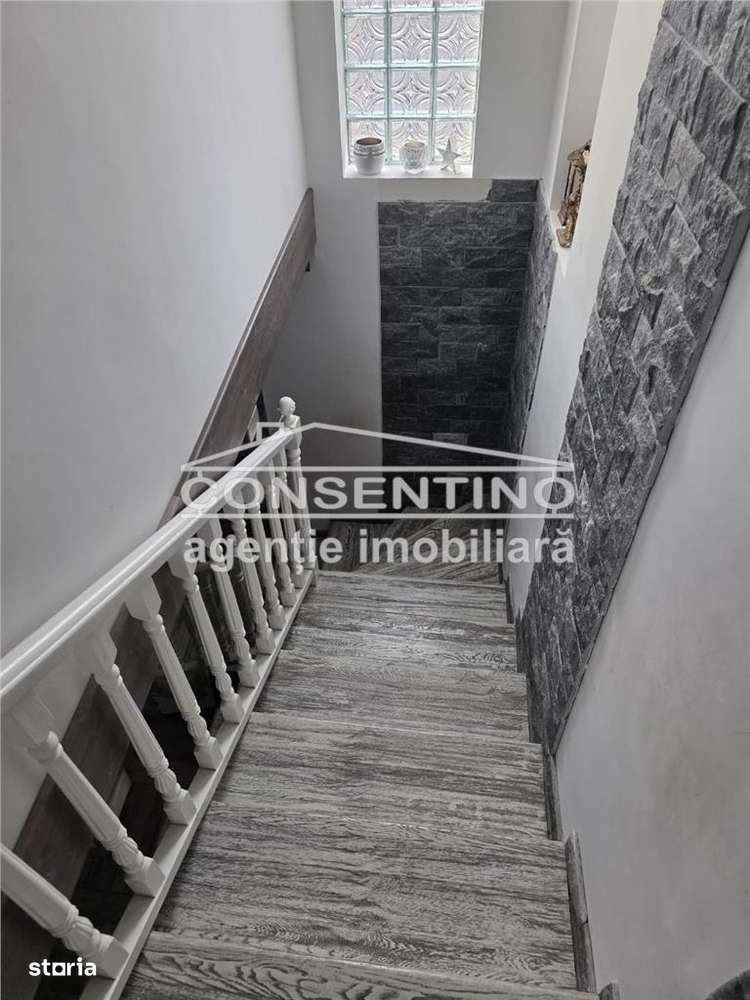 Se vinde imobil 2019 , zona Patriei , P+1 , mobilat si utilat-6