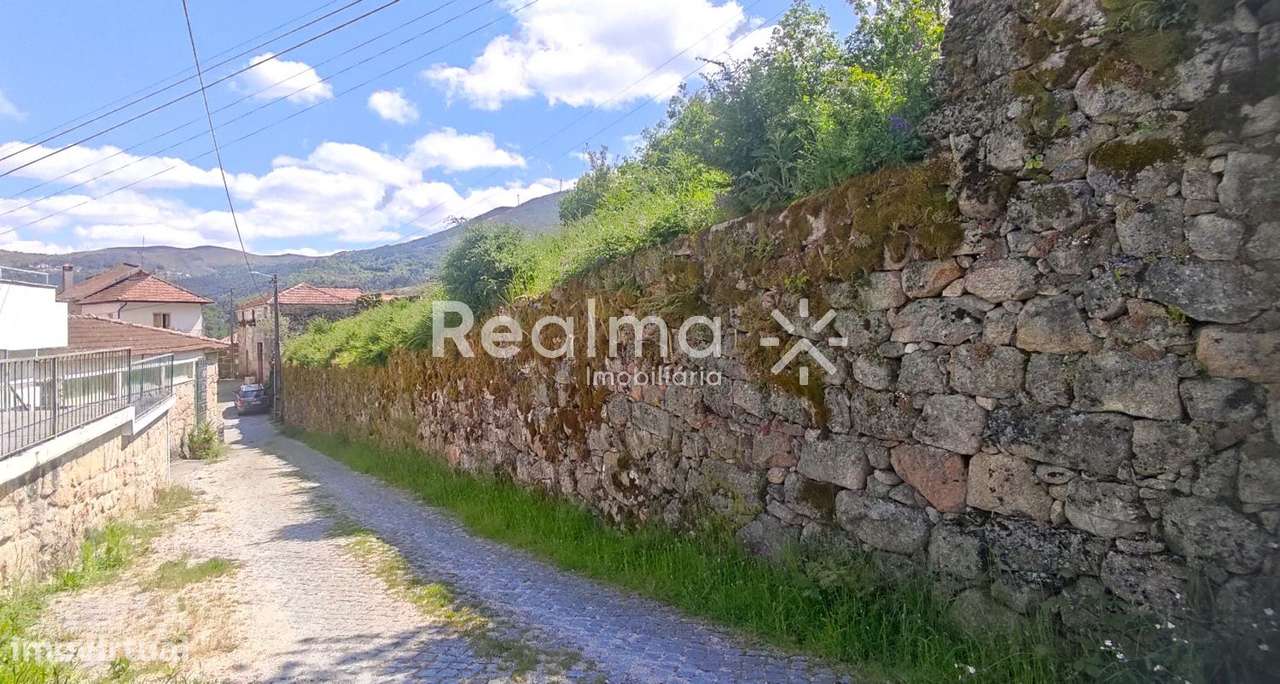Terreno c/ Viabilidade Construtiva em Ruivães - Vieira do Minho-8
