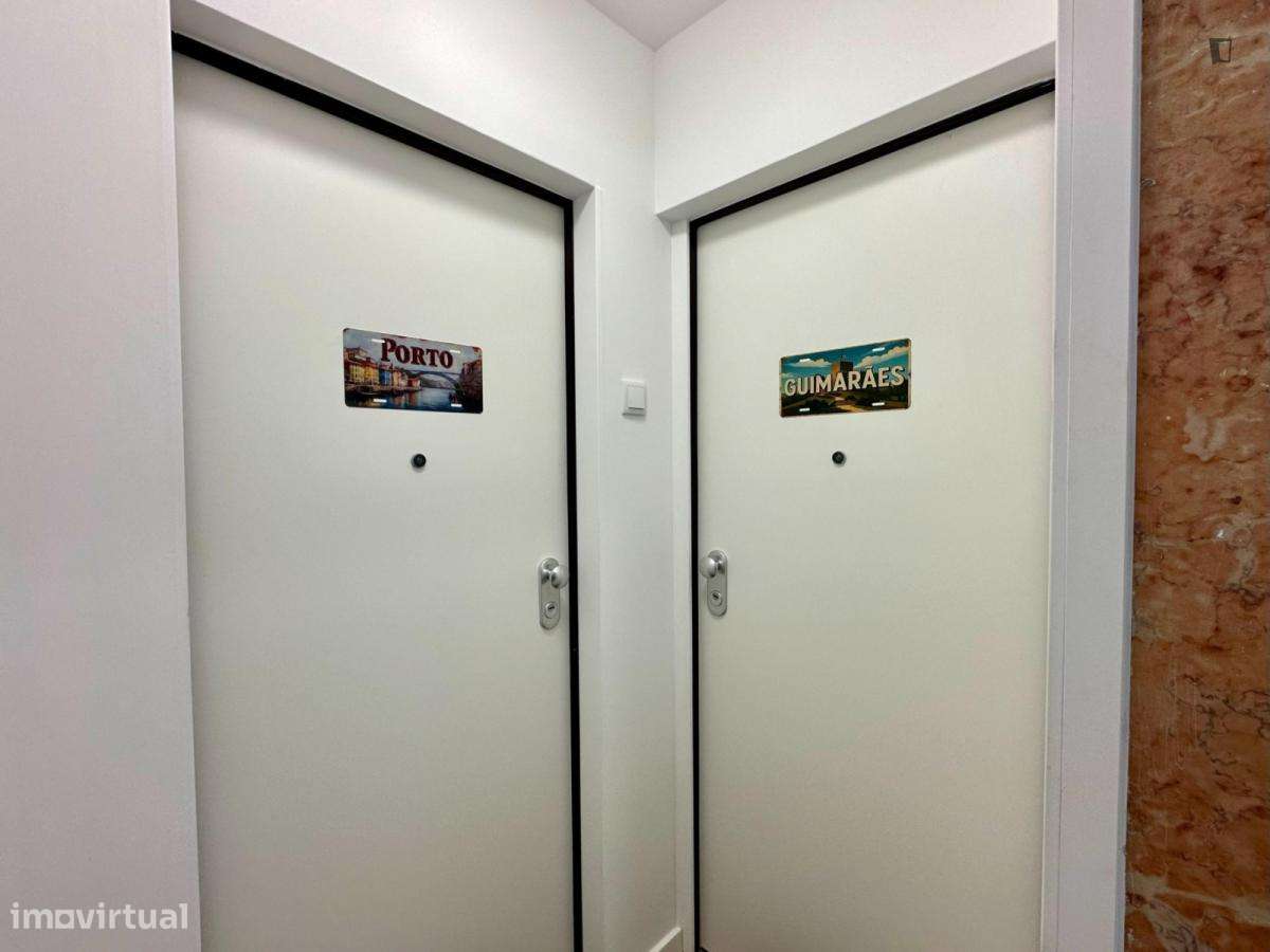 Quarto - localizado em Almada Lisbon - Grande imagem: 4/6