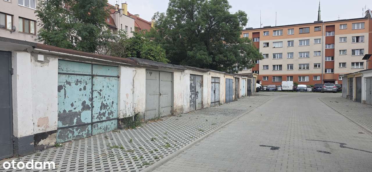 Na sprzedaż: Garaż z kanałem w Legnicy