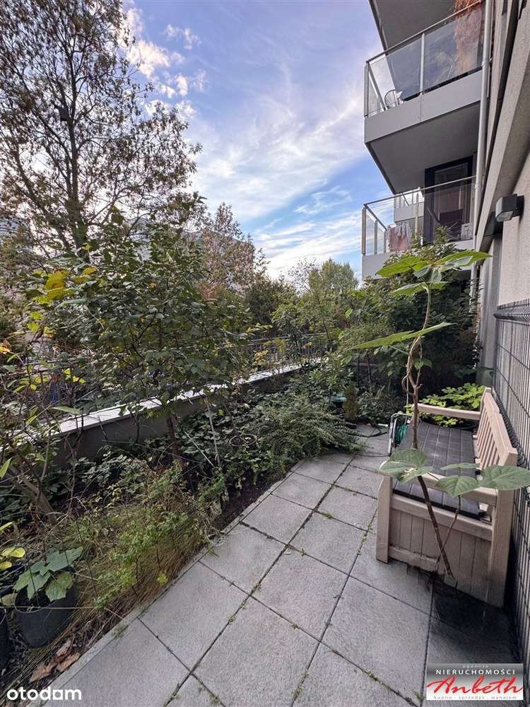 Zabłocie 28 - dwupok. 44m2 + 39m2 tarasu/ogrodu-8