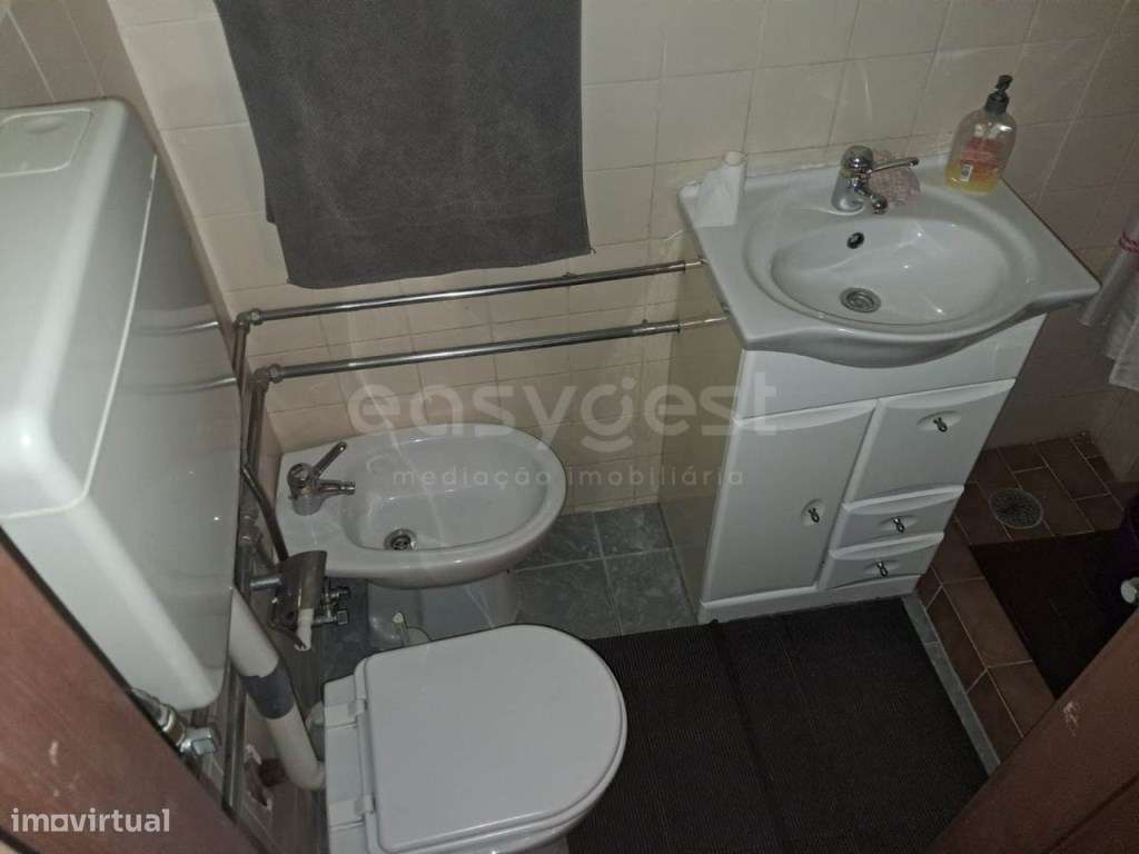 Moradia em Banda V3, na Freguesia de Treixedo - Grande imagem: 5/9