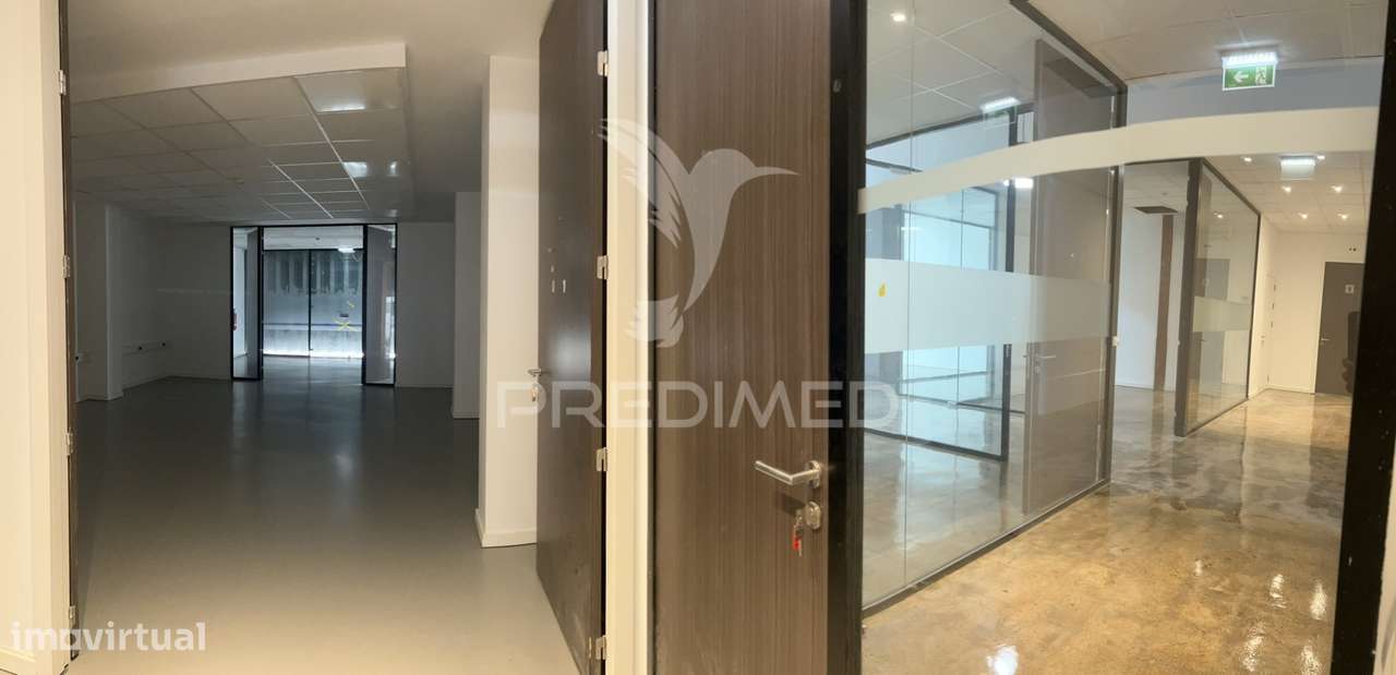 Armazém/Escritórios  -  Renovado   -   Areosa - Grande imagem: 2/7