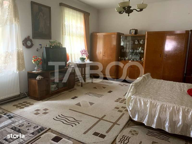 Casa cu 2 camere si gradina de vanzare in Sibiu zona Orasul de jos - Imagine principală: 5/19