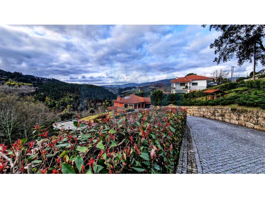 Moradia T5 sobre o Rio Tâmega - Amarante (Fridão) - Grande imagem: 5/45