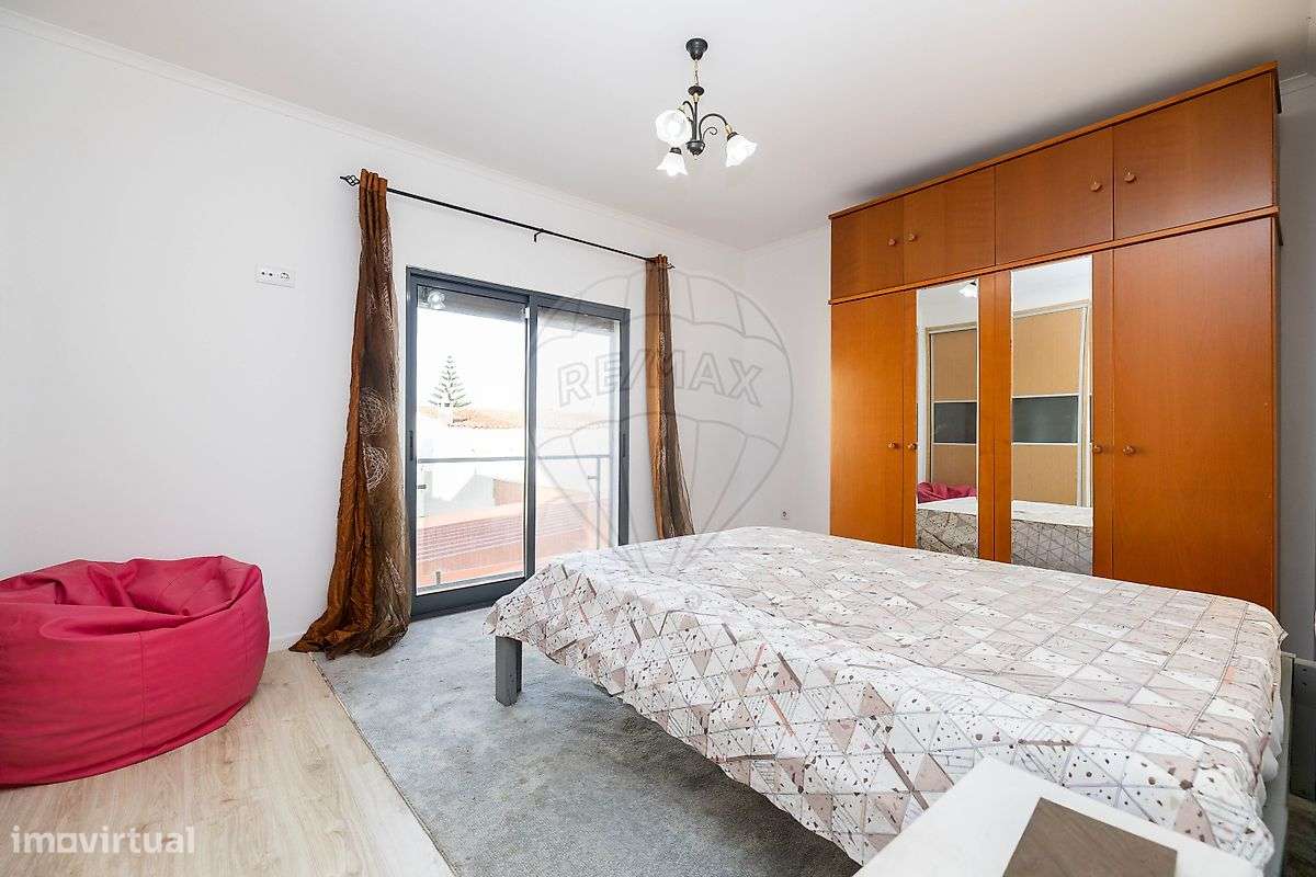 Moradia T5 para venda-16