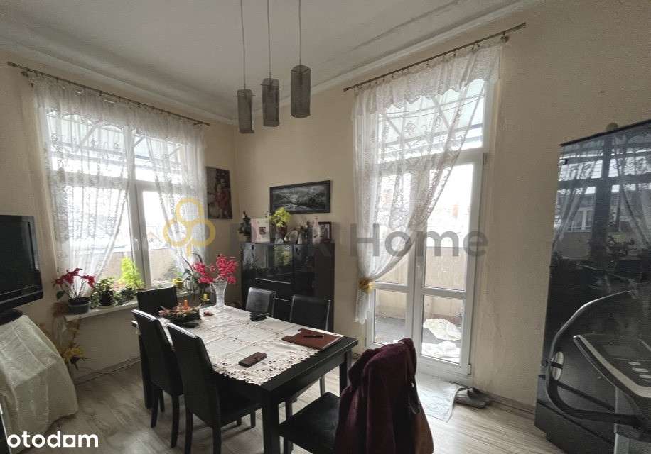 Mieszkanie z piwnicą i lokalem użytkowym w centrum