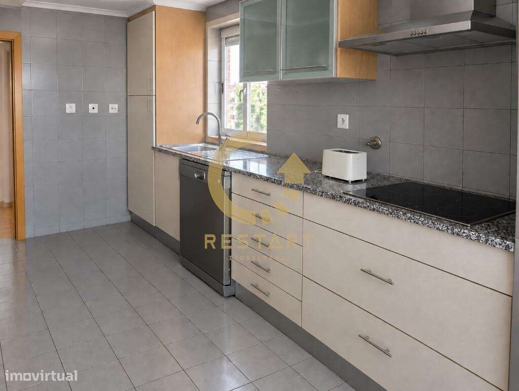 T2 Mobilado em Condomínio Fechado com Piscina | Vila Nova da Telha – M-12