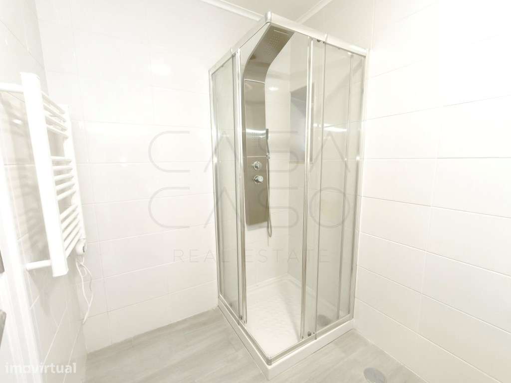 Prédio totalmente remodelado com 3 apartamentos independentes na Ba...-8