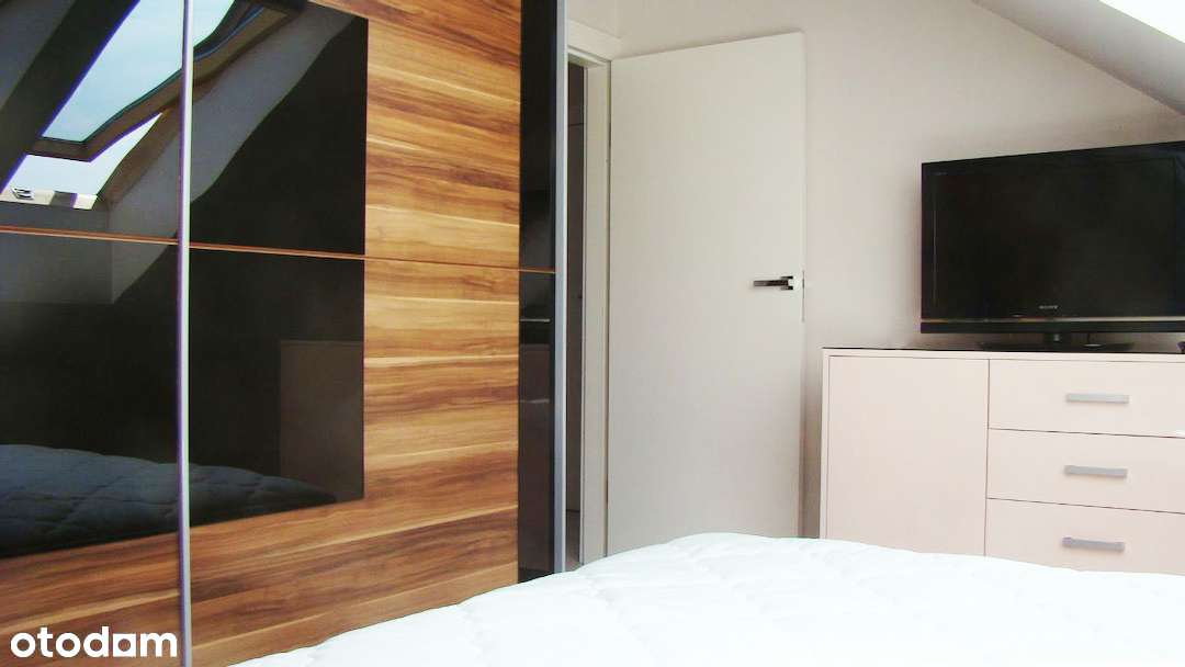 TOP Lokalizacja - 3 pokoje - Całkowicie Bezczynszowe Mieszkanie-9