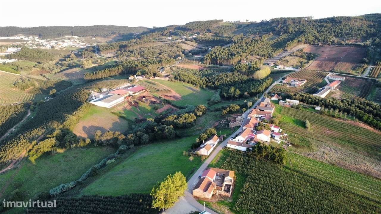 Conjunto de casas rústicas para reabilitar-19