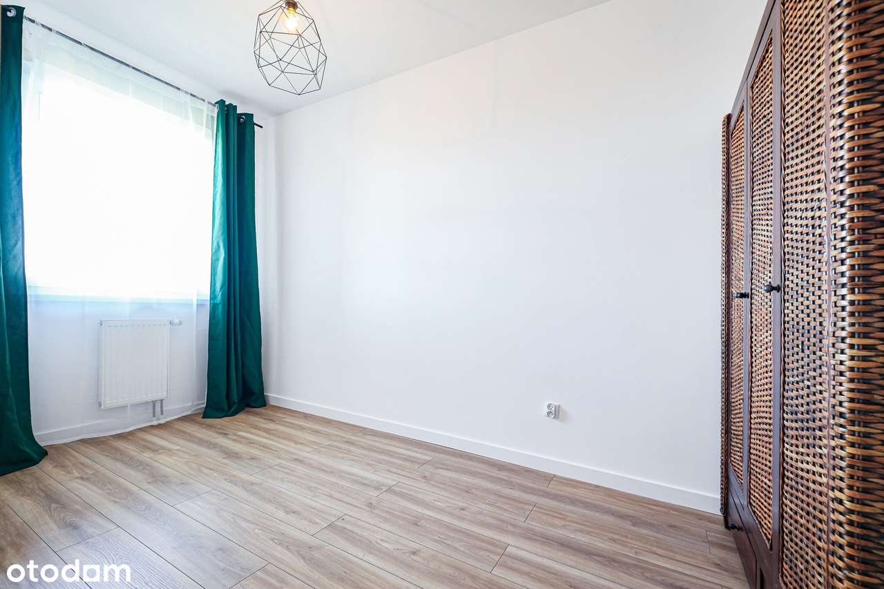 Ursus ul.Górna droga 8 ,2 pokoje ,blok z 2002-12